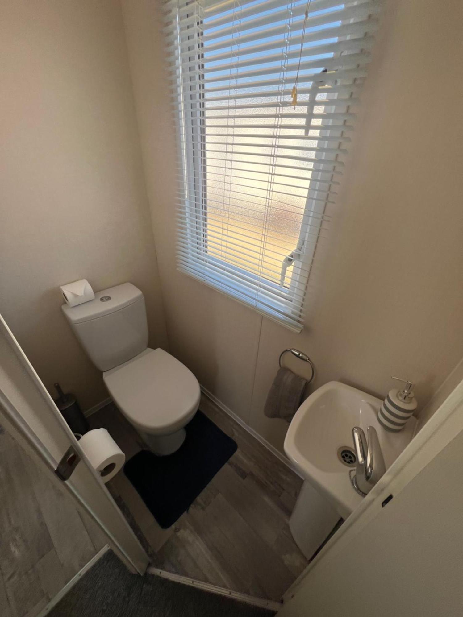 3 Bedroom Modern Caravan Sleeps Up To 8 Міллом Екстер'єр фото