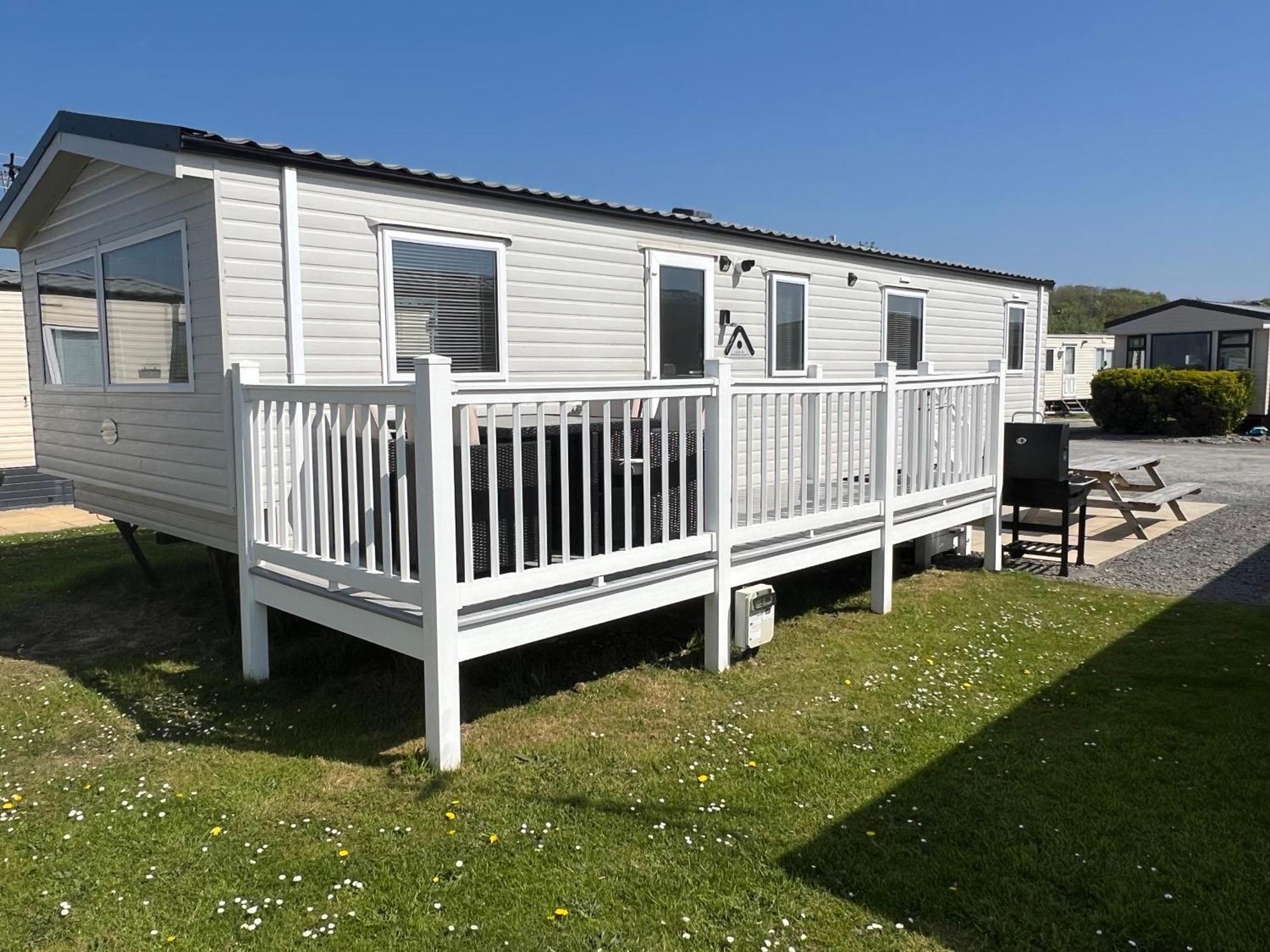 3 Bedroom Modern Caravan Sleeps Up To 8 Міллом Екстер'єр фото